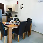 Deja Blue Kyklades Bc7 - Workspace, Pool, Gym, Nearby 公寓 *