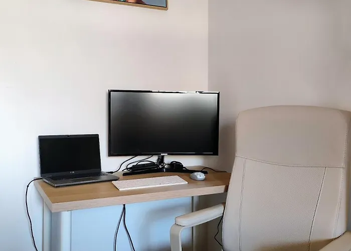 Deja Blue Kyklades Bc7 - Workspace, Pool, Gym, Nearby